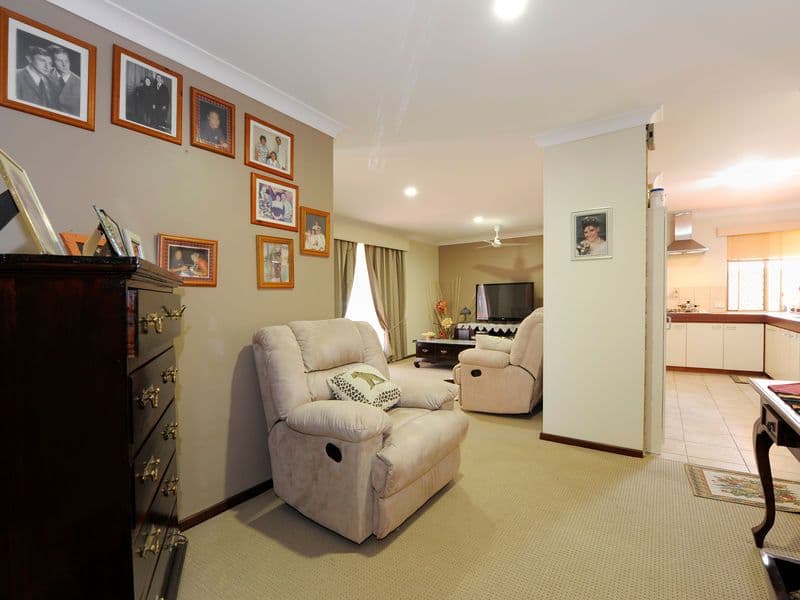 27 Hawker Street, SAFETY BAY WA 6169, Safety Bay - Thumbnail 7