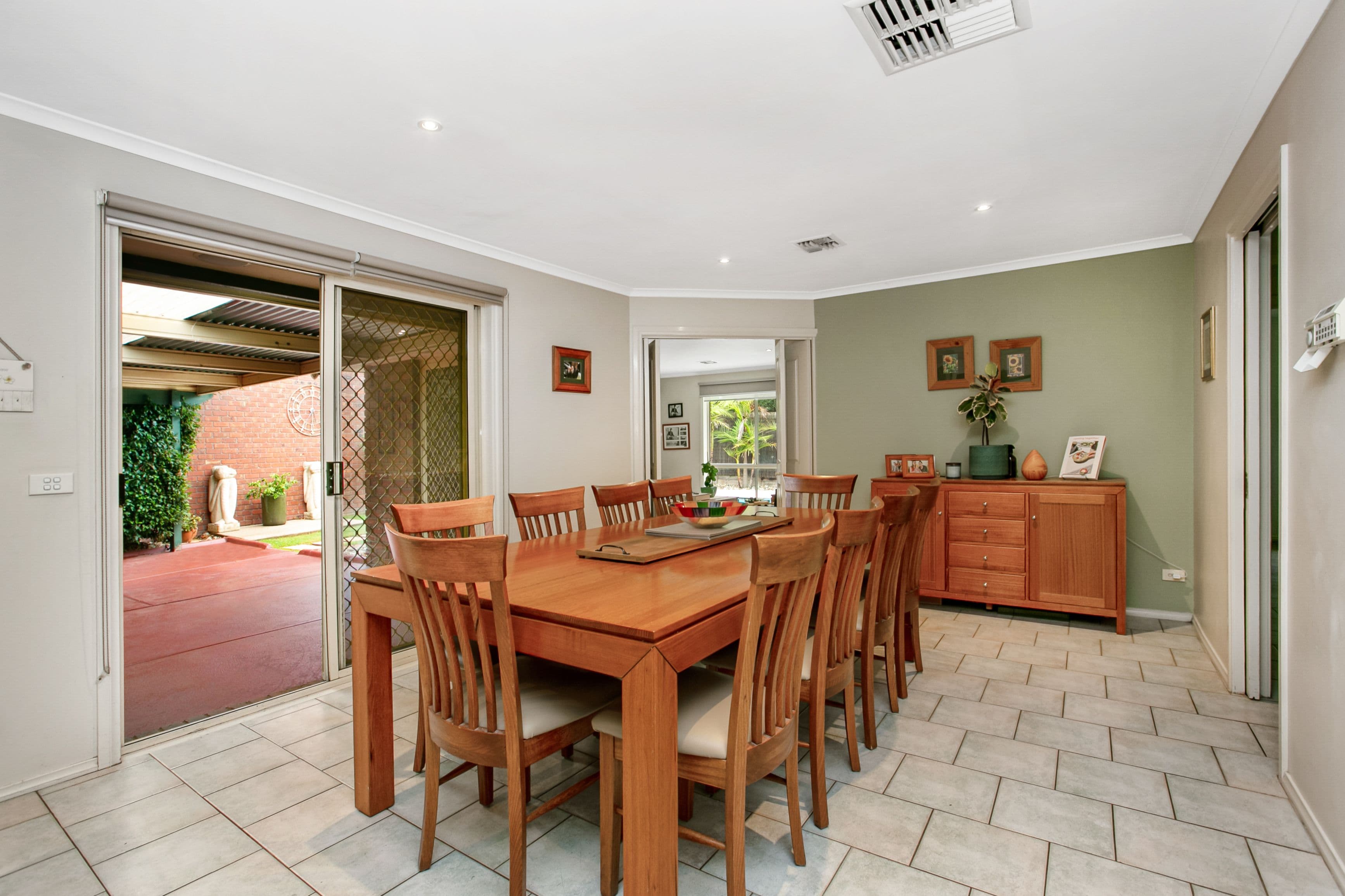 15 Manuka Court, Mill Park VIC 3082, Mill Park - Thumbnail 5
