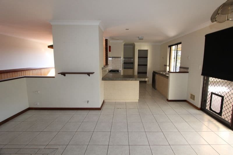 21 Highview Rise, Ballajura WA 6066, Ballajura - Thumbnail 3