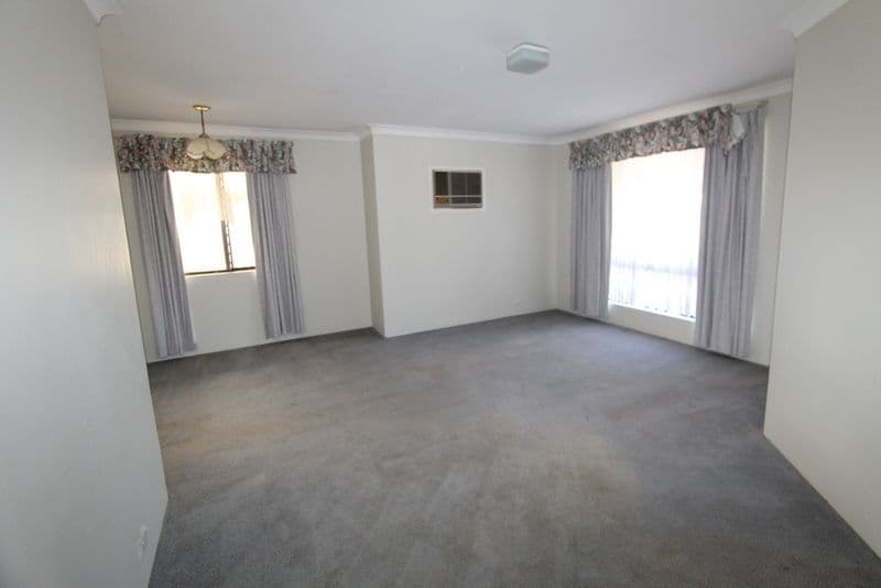 21 Highview Rise, Ballajura WA 6066, Ballajura - Thumbnail 5