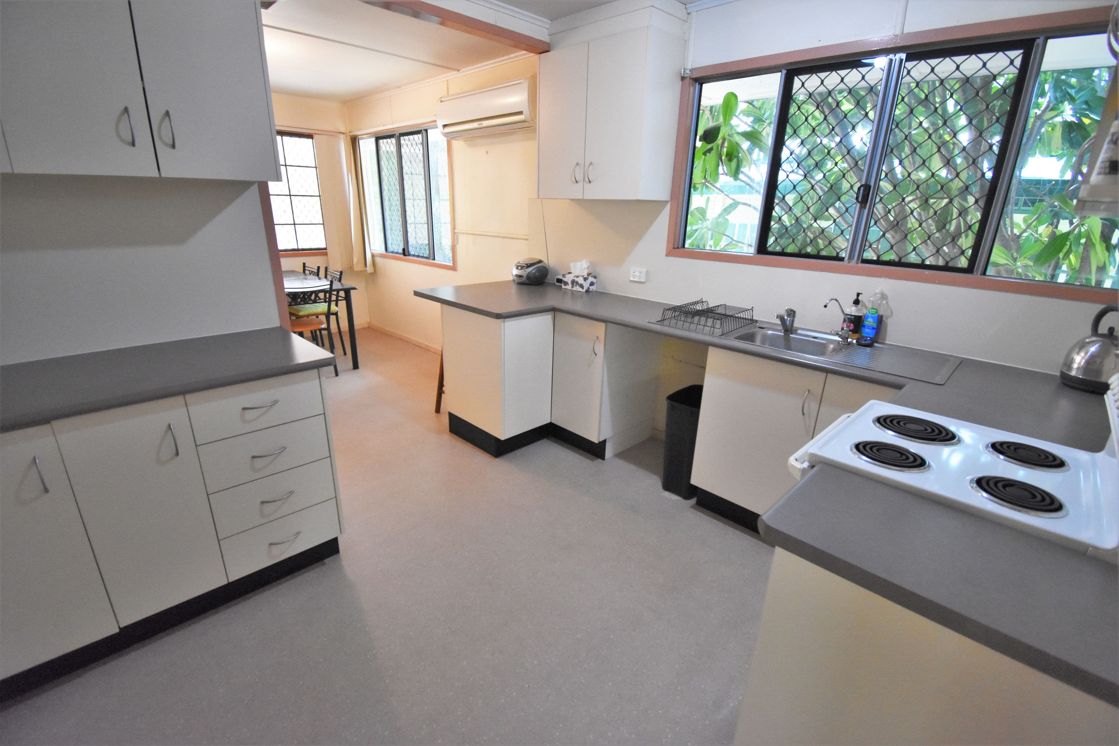 13 Tern Street, Longreach QLD 4730, Longreach - Thumbnail 3