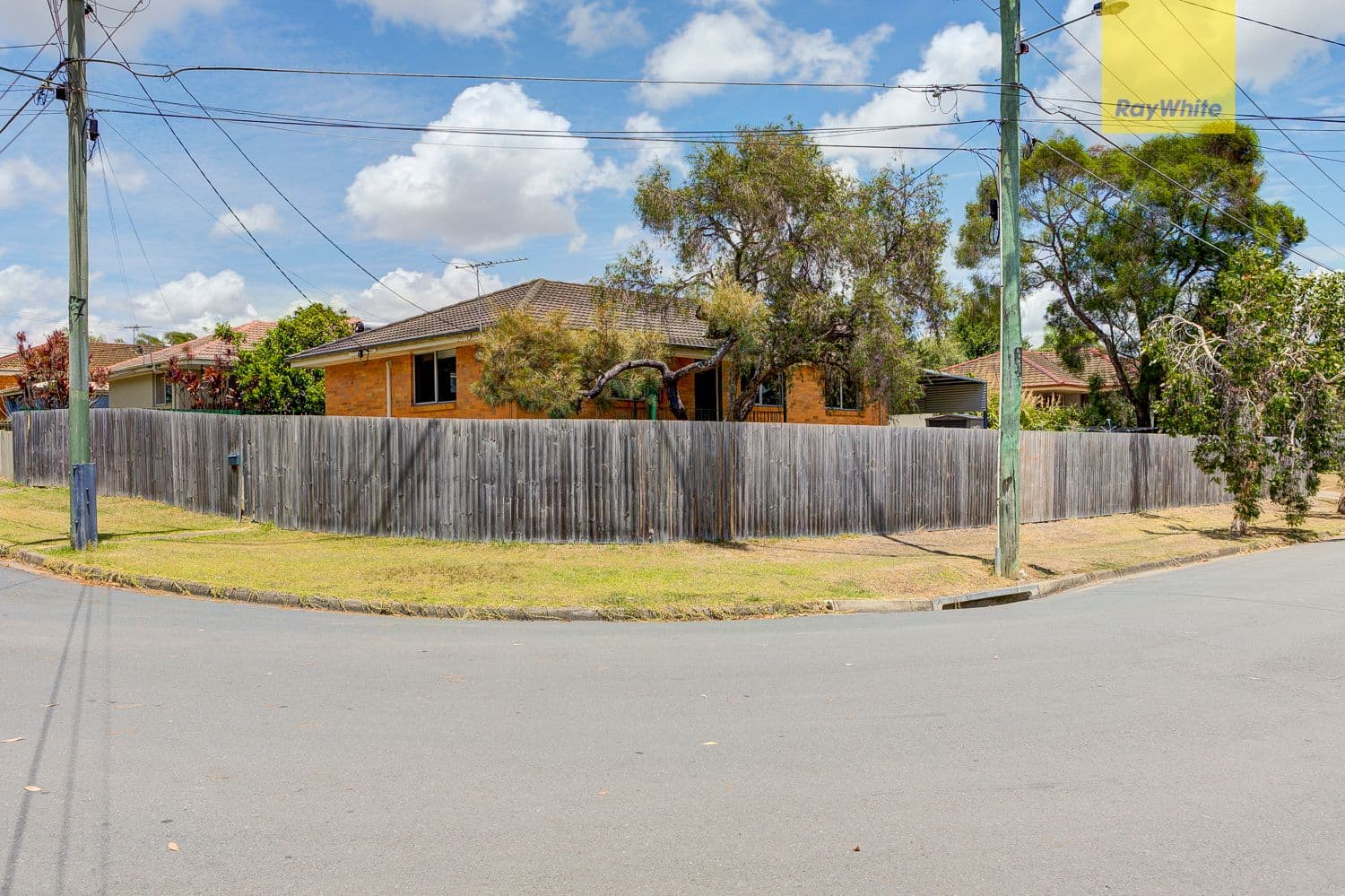 23 Yugumbri Crescent, Logan Central QLD 4114, Logan Central - Thumbnail 2