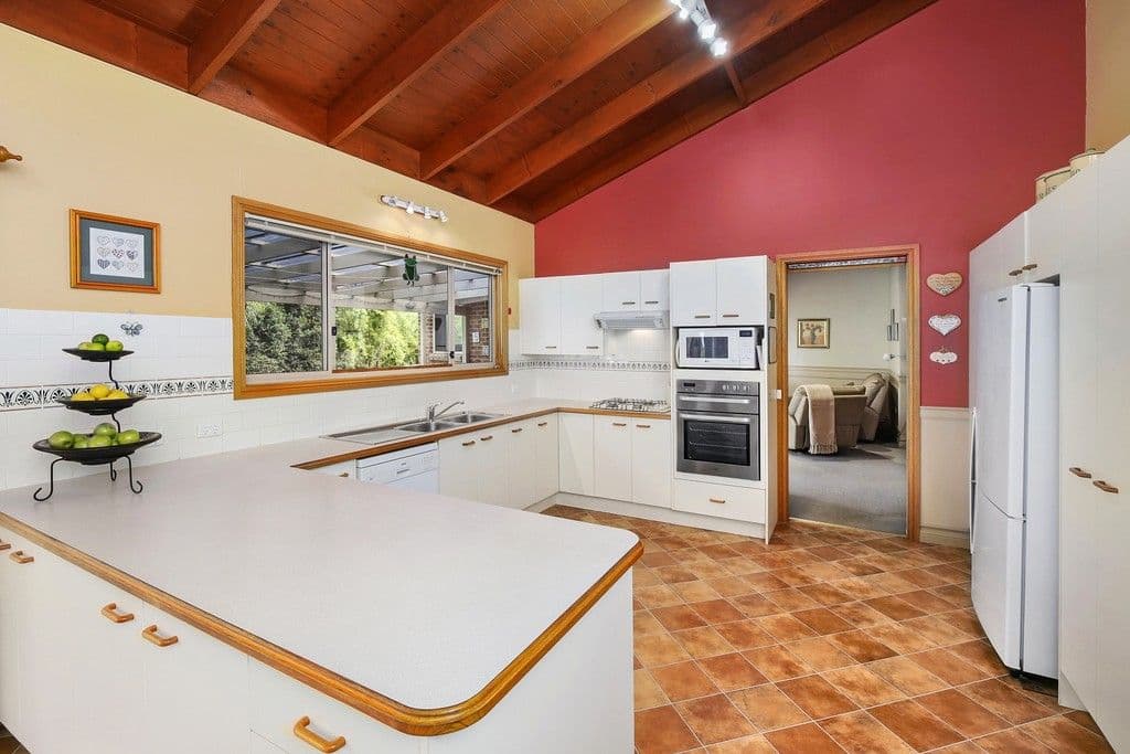 16 Wirigi Street, Berkeley Vale NSW 2261, Berkeley Vale - Thumbnail 4