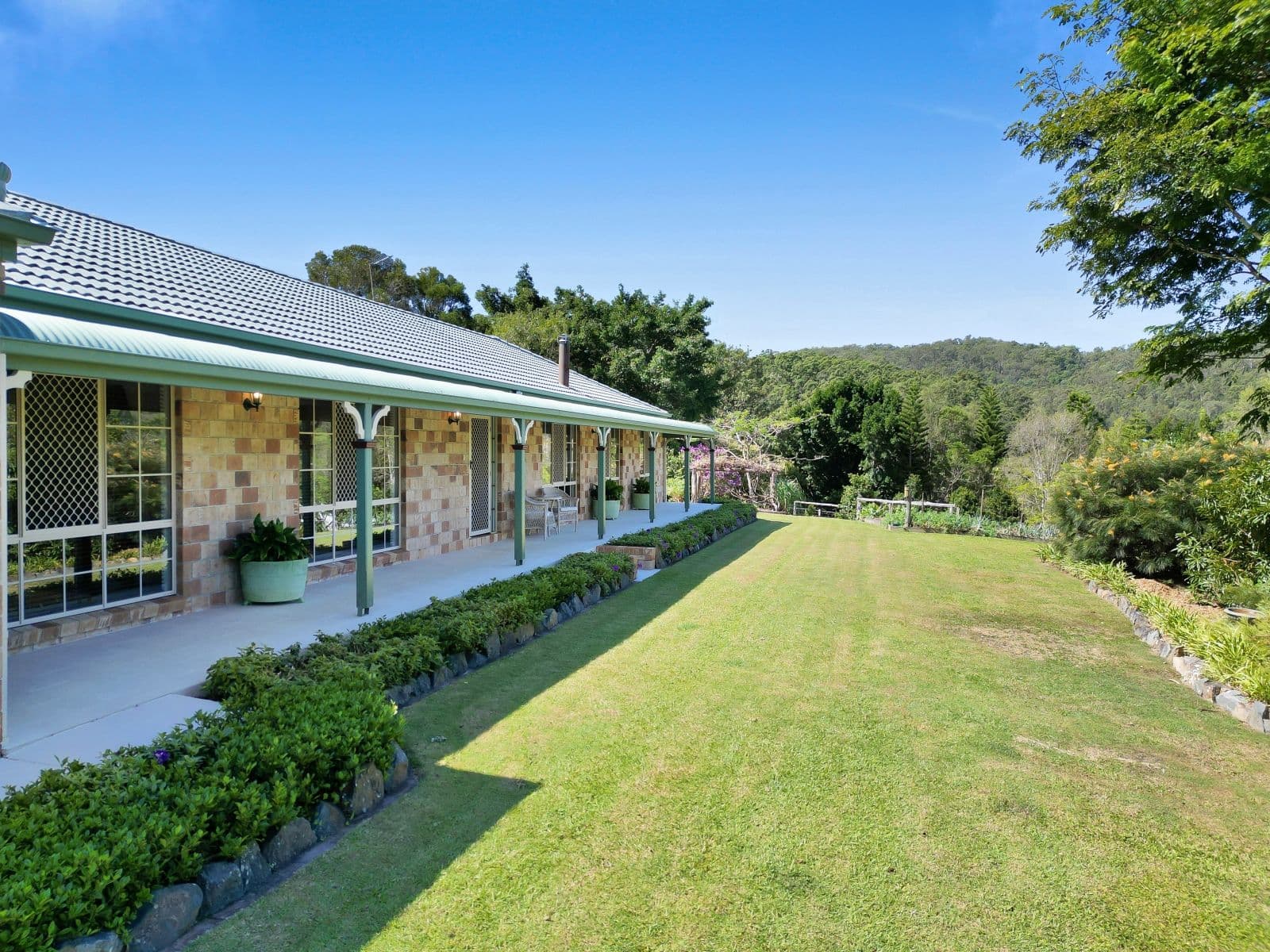 381 Bonogin Road, Bonogin QLD 4213, Bonogin - Thumbnail 4