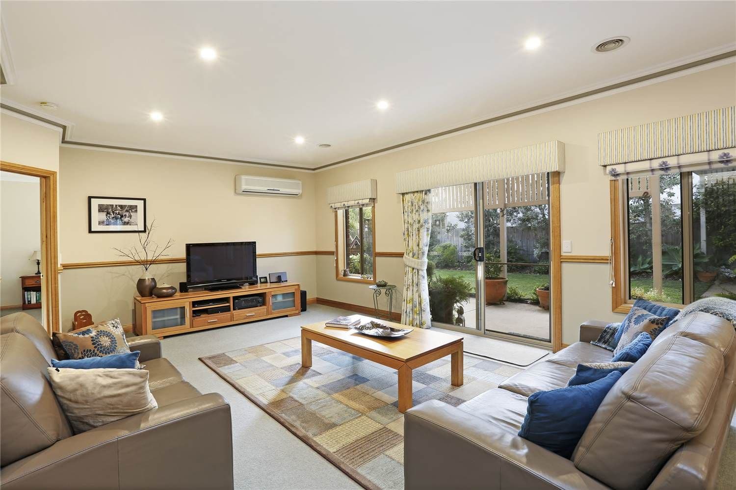 16 Looker Street, LARA VIC 3212, Lara - Image 1
