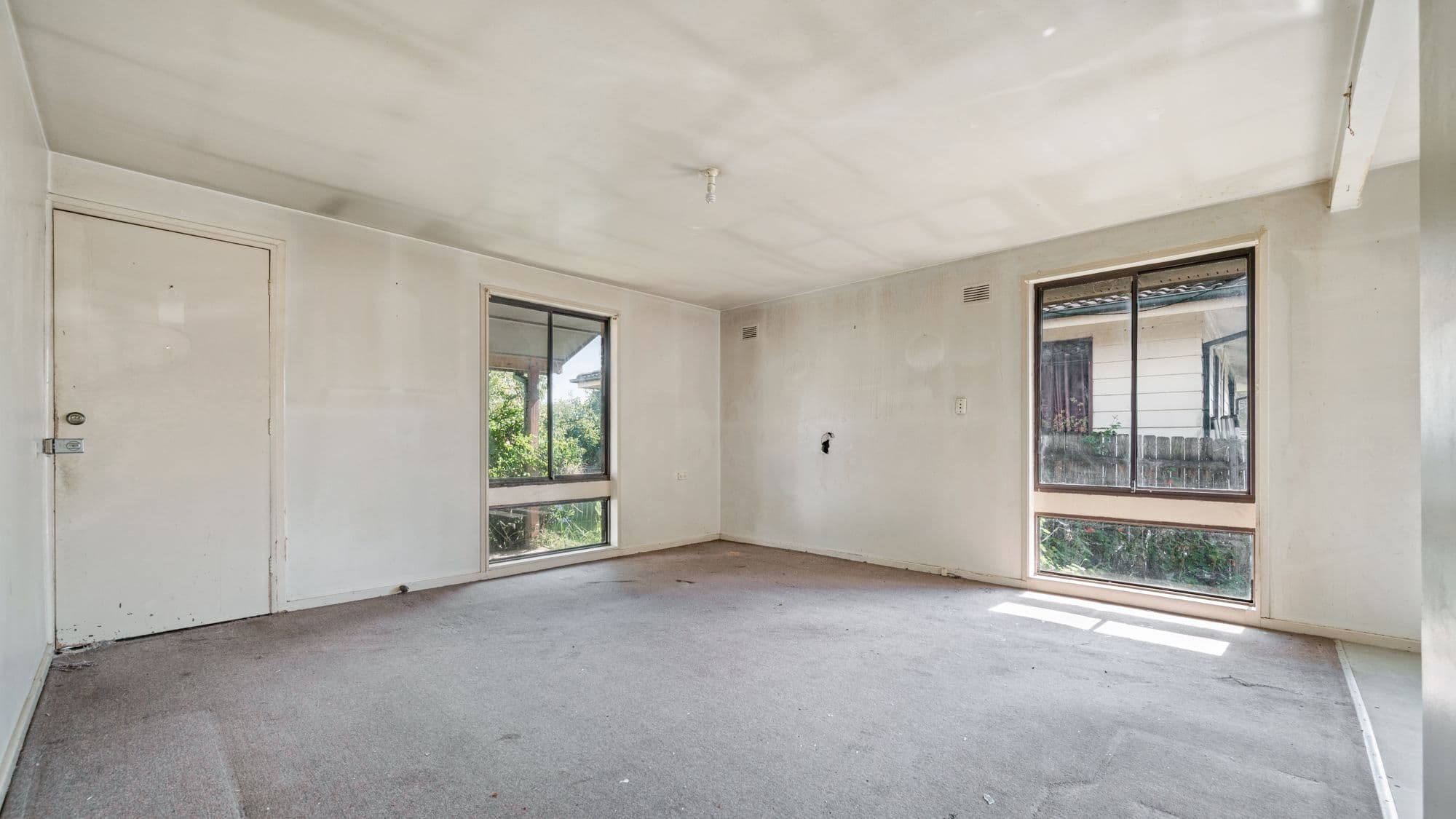 286 Riverside Drive, Airds NSW 2560, Airds - Thumbnail 2