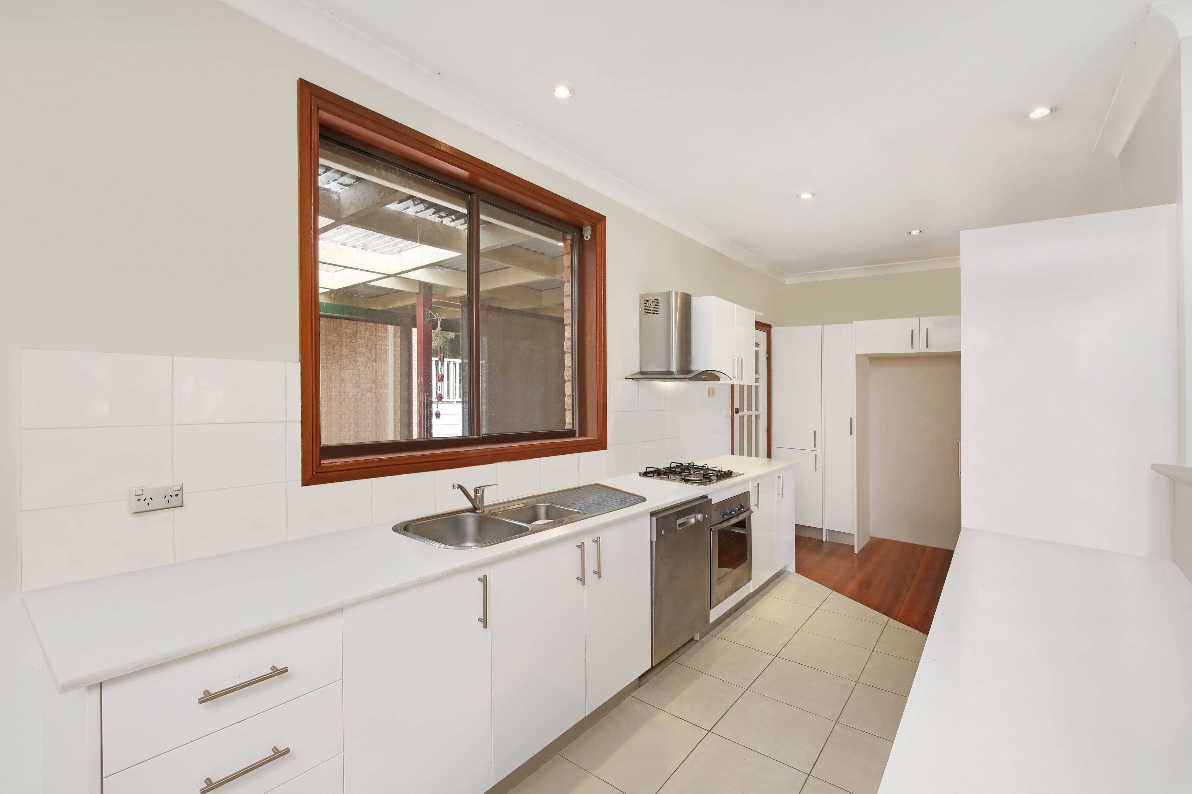 21 Waldron Road, Kincumber NSW 2251, Kincumber - Thumbnail 3