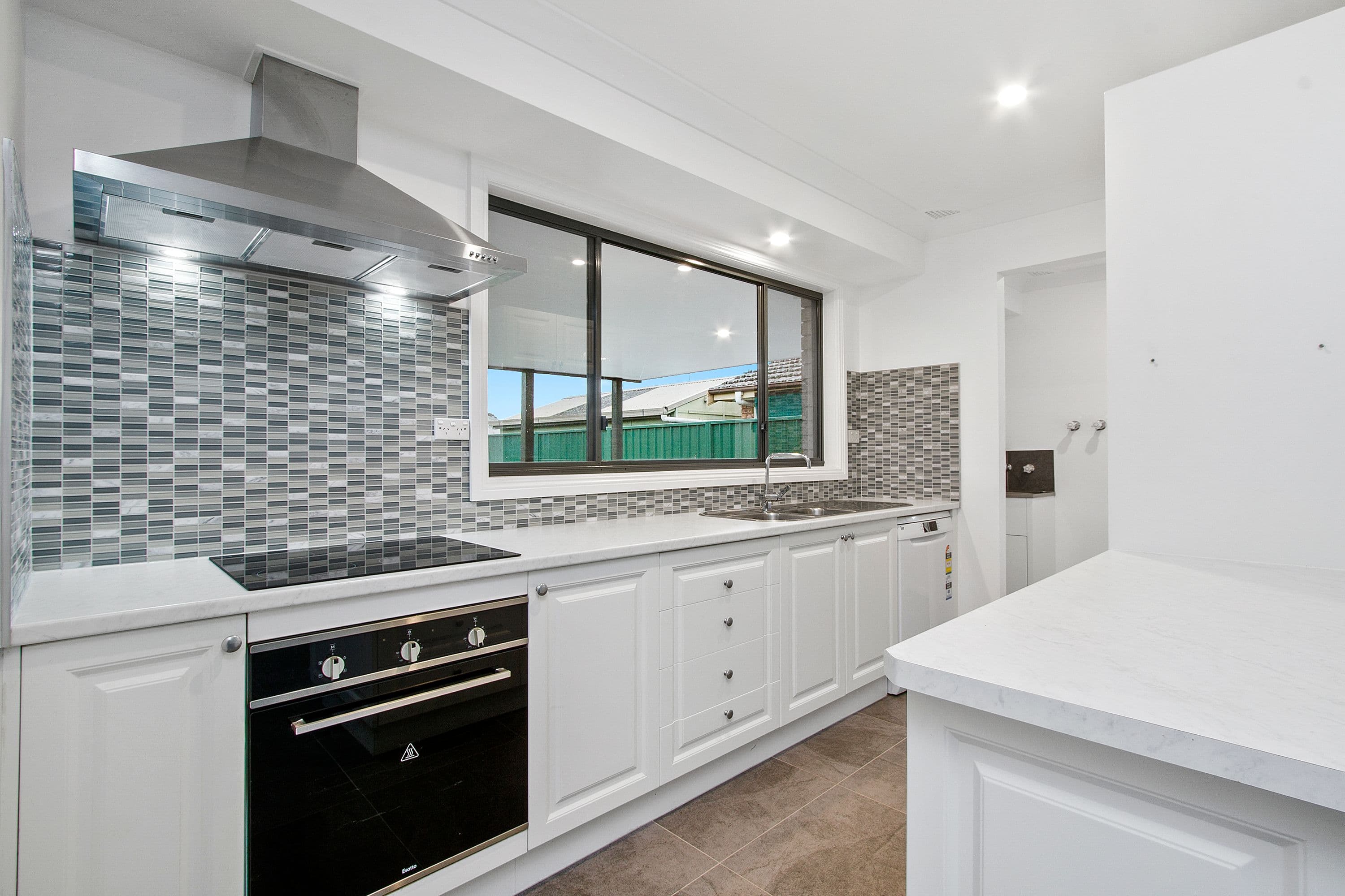 8 Owen Place, South Windsor NSW 2756, South Windsor - Thumbnail 3