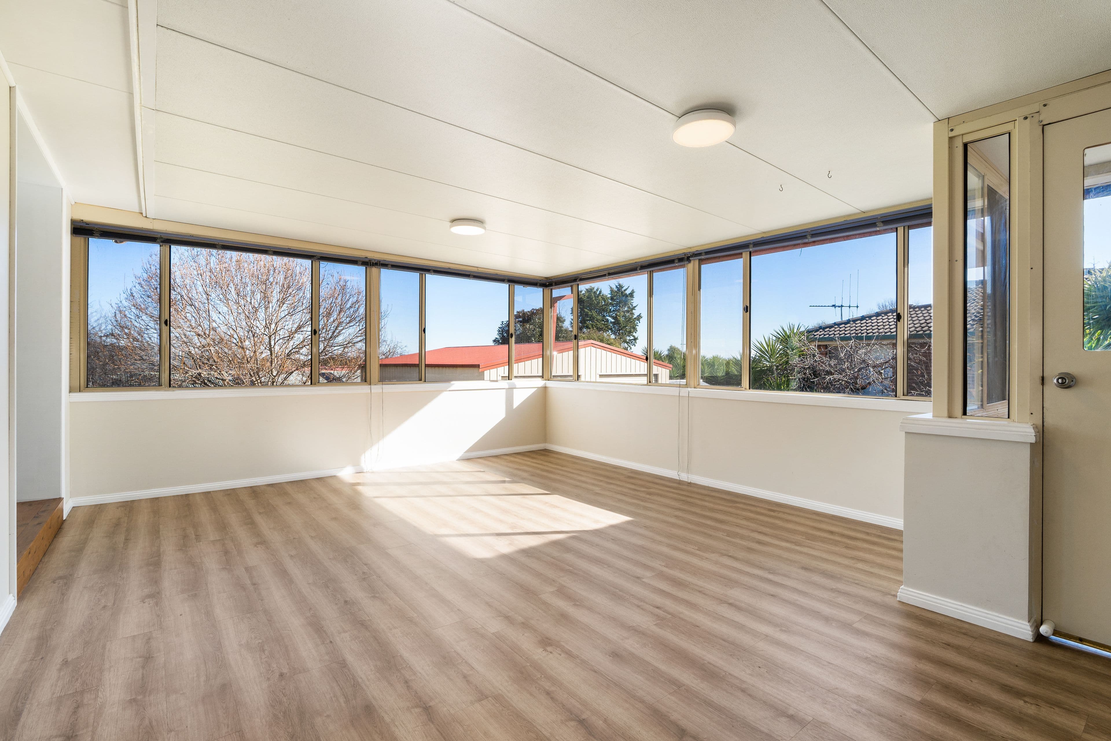 26 Avondale Drive, Orange NSW 2800, Orange - Thumbnail 2