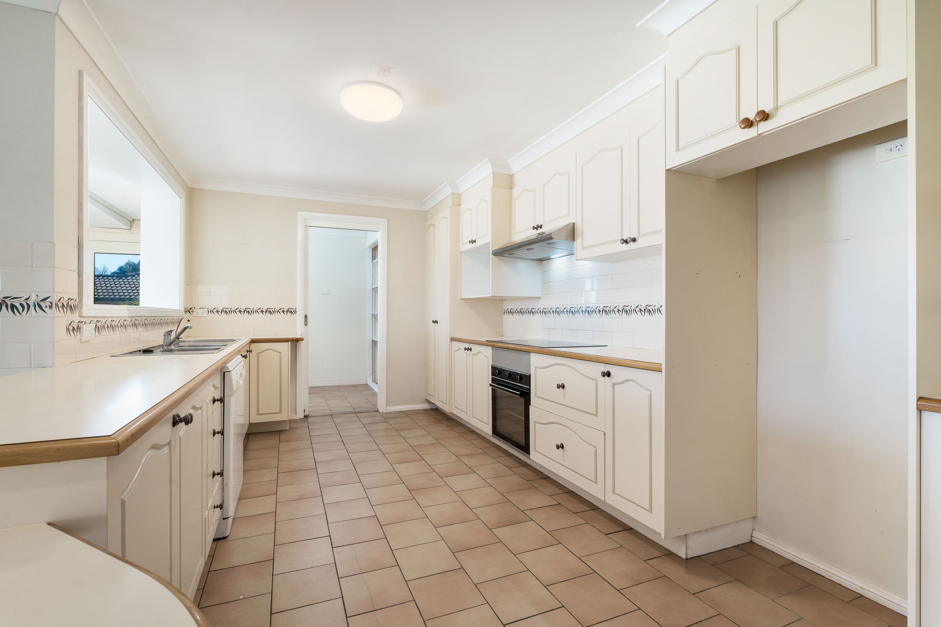 26 Avondale Drive, Orange NSW 2800, Orange - Thumbnail 3