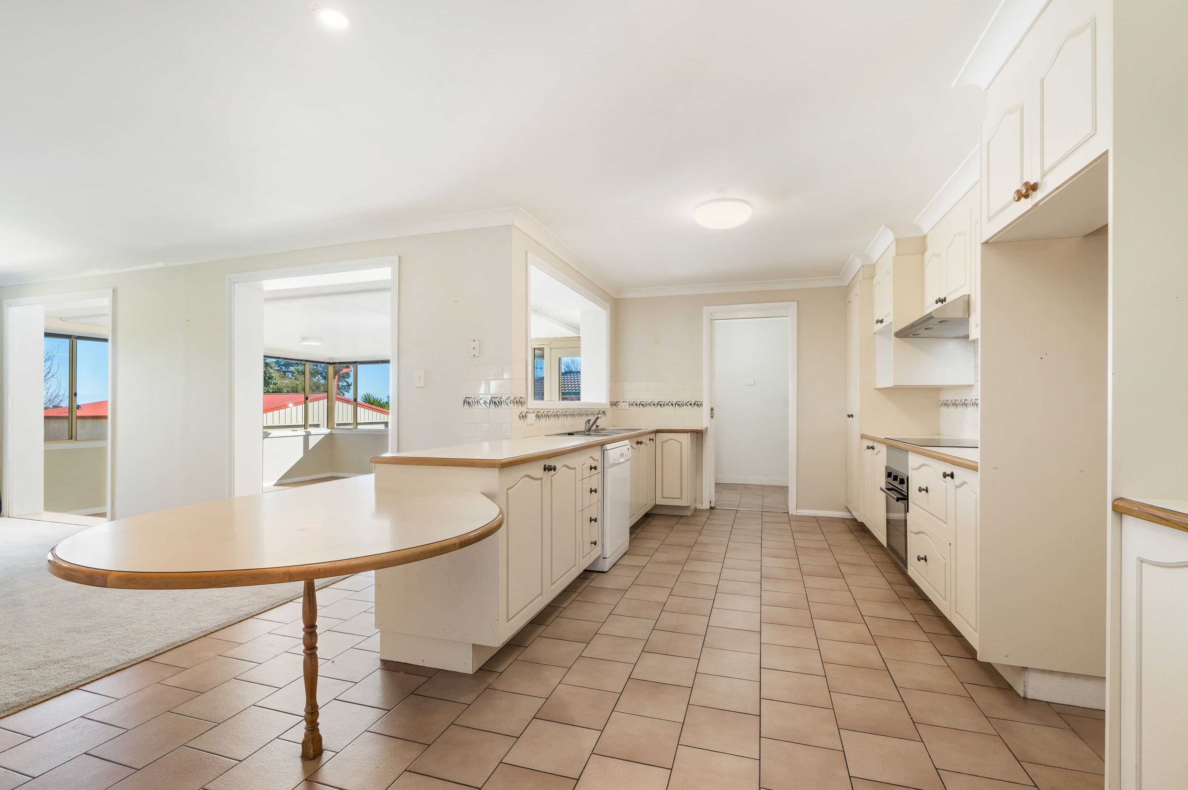 26 Avondale Drive, Orange NSW 2800, Orange - Thumbnail 4