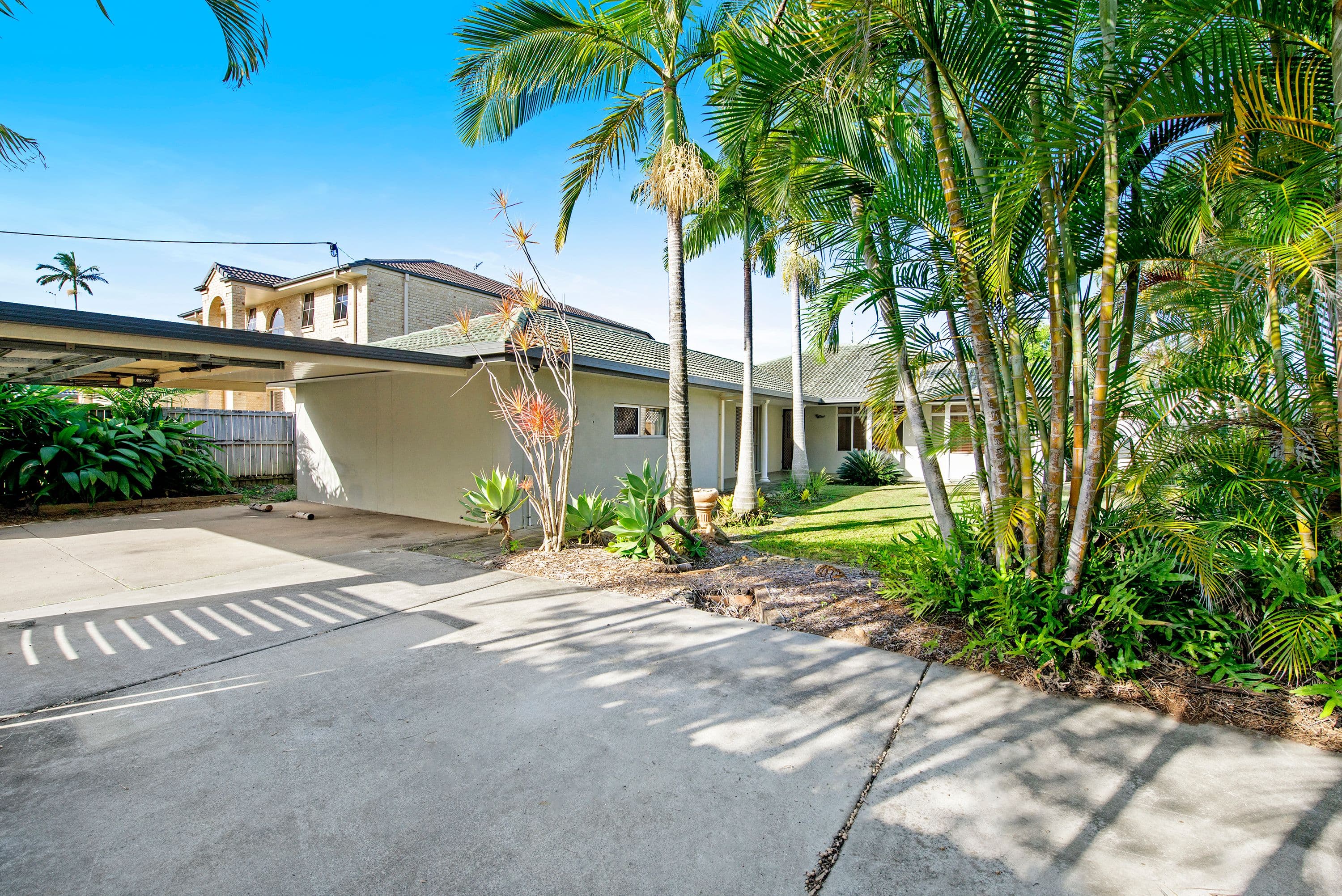 15 Tecoma Street, Southport QLD 4215, Southport - Thumbnail 2
