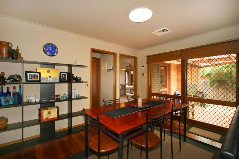 1 Attenborough Court, DINGLEY VILLAGE VIC 3172, Dingley Village - Thumbnail 4