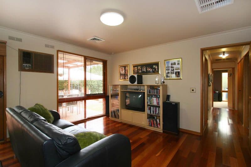1 Attenborough Court, DINGLEY VILLAGE VIC 3172, Dingley Village - Thumbnail 6