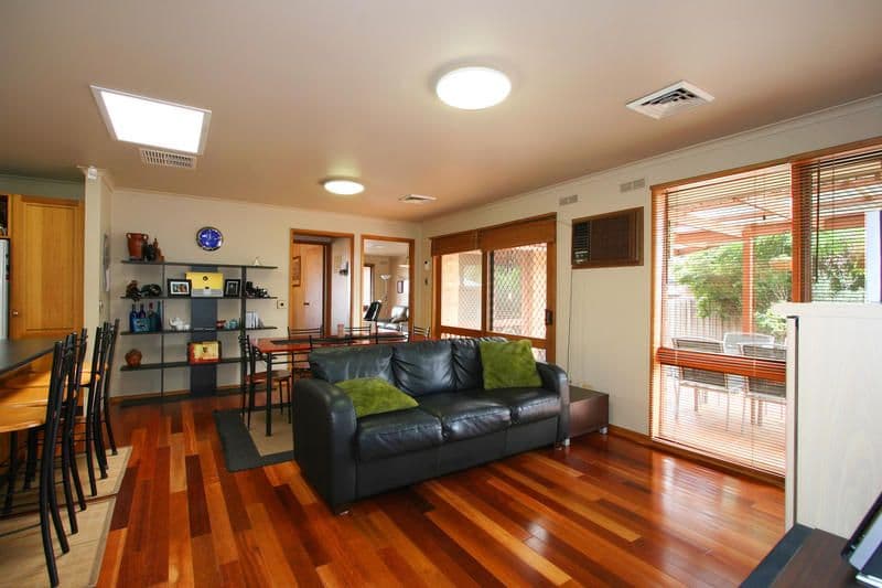 1 Attenborough Court, DINGLEY VILLAGE VIC 3172, Dingley Village - Thumbnail 7