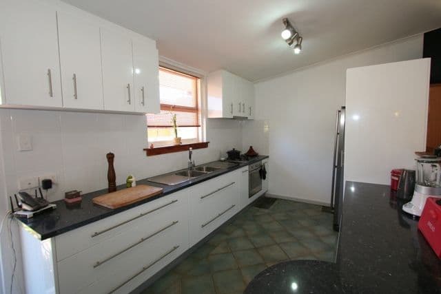 7A Driffield Street, HAMERSLEY WA 6022, Hamersley - Thumbnail 2