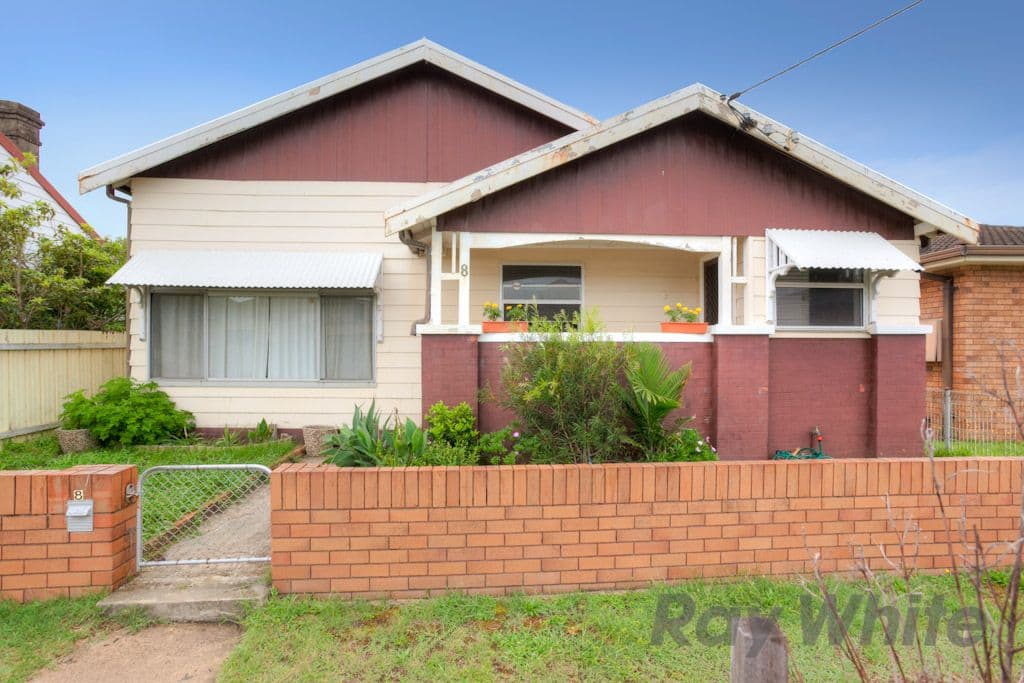 8 Pacific Street, STOCKTON NSW 2295, Stockton - Image 1