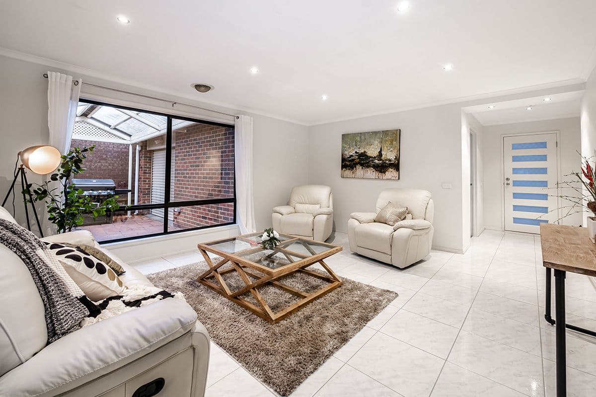 9 Melington Drive, Lyndhurst VIC 3975, Lyndhurst - Thumbnail 2