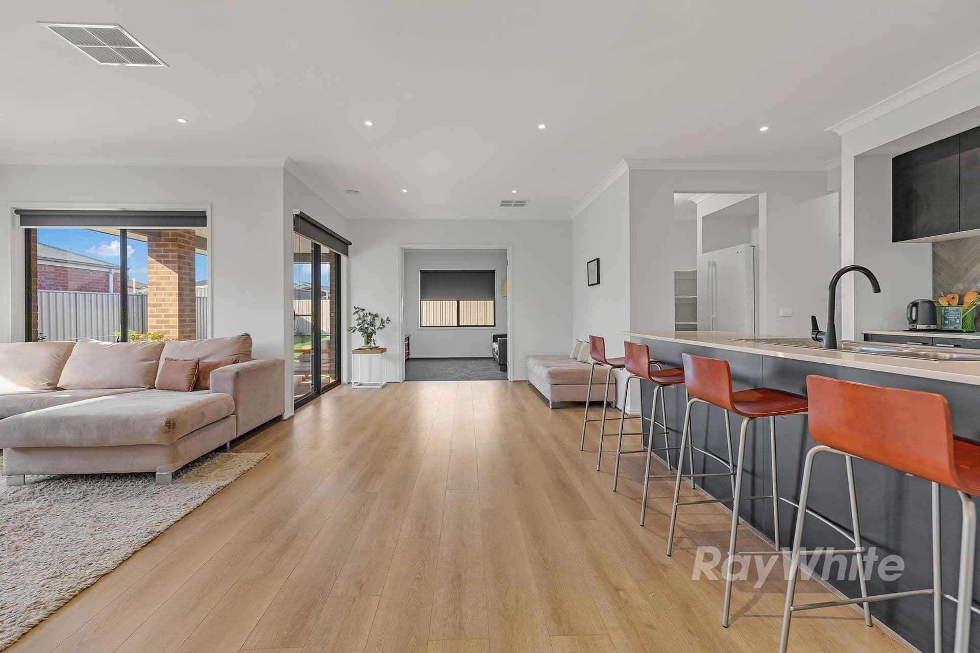 9 Gaze Avenue, Echuca VIC 3564, Echuca - Thumbnail 6
