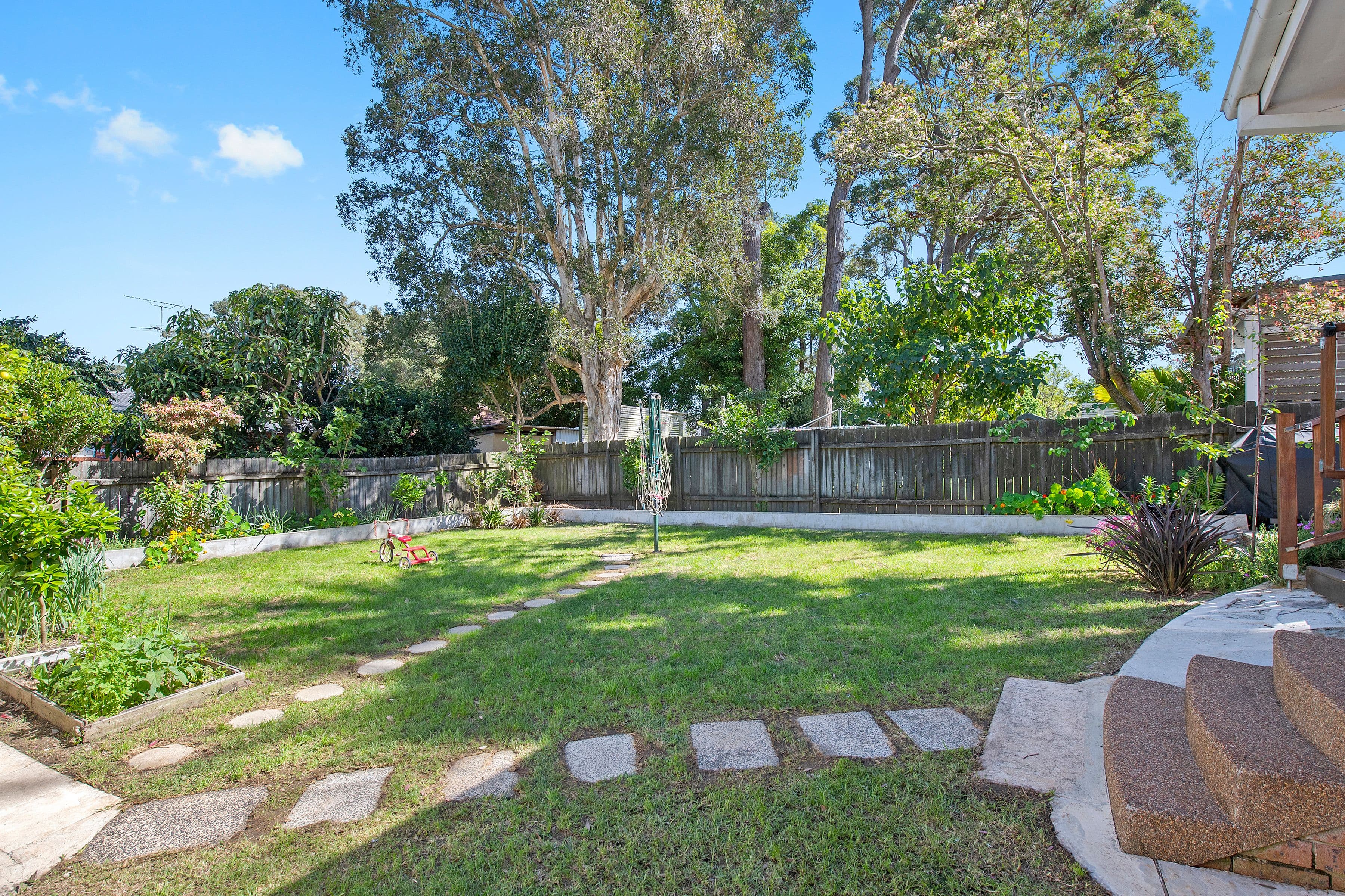 29 Adamson Avenue, Thornleigh NSW 2120, Thornleigh - Thumbnail 2
