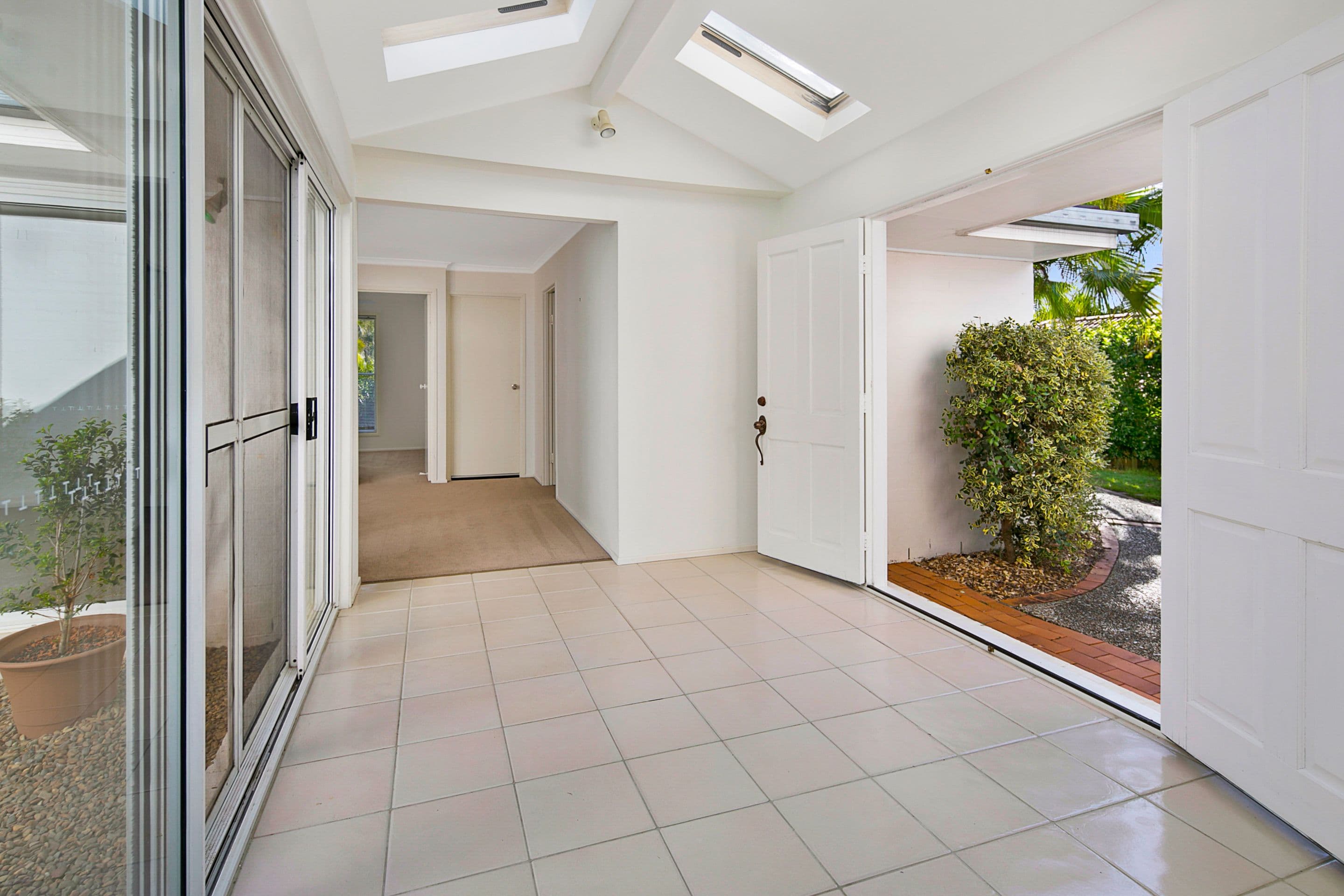 22 Drysdale Crescent, Brookfield QLD 4069, Brookfield - Thumbnail 2