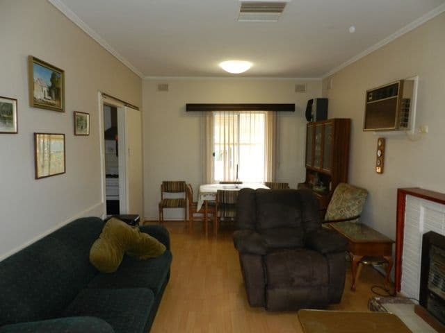 21 Hawdon Street, BARMERA SA 5345, Barmera - Thumbnail 2