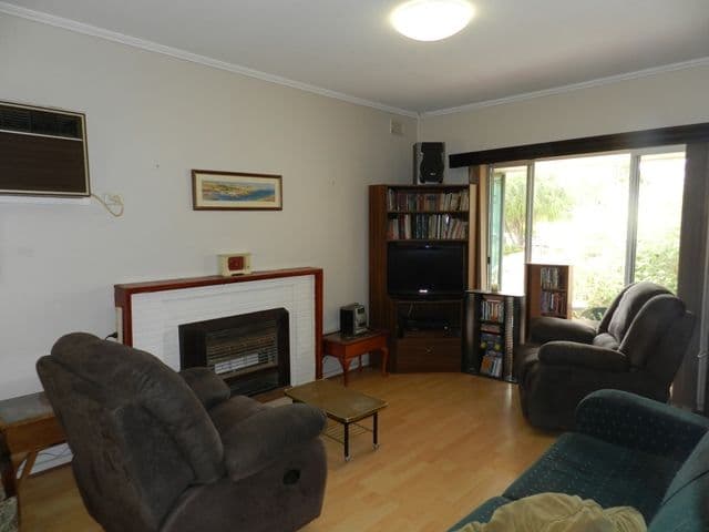 21 Hawdon Street, BARMERA SA 5345, Barmera - Thumbnail 5