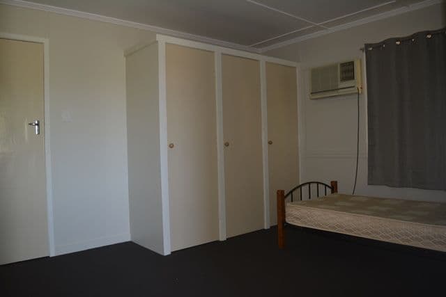 99 Gidyea Street, Barcaldine QLD 4725, Barcaldine - Thumbnail 5