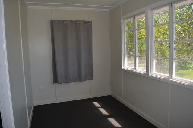 99 Gidyea Street, Barcaldine QLD 4725, Barcaldine - Thumbnail 6