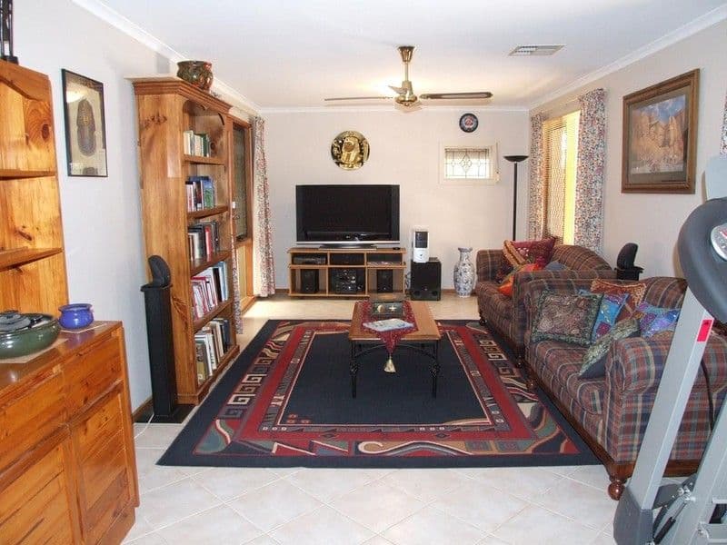 18 Pemberley Avenue, SALISBURY PARK SA 5109, Salisbury Park - Thumbnail 2