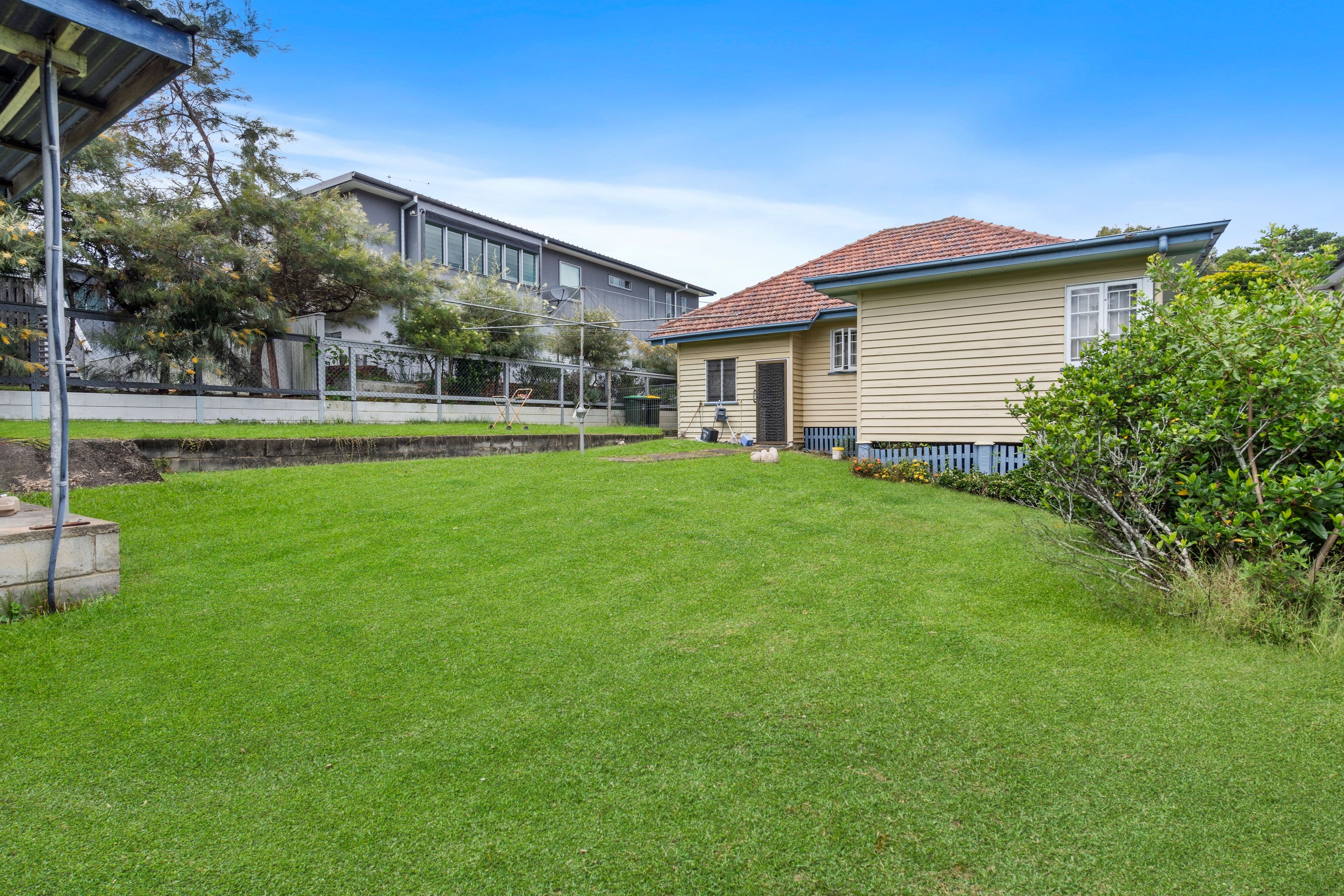 24 Aubrey Street, Camp Hill QLD 4152, Camp Hill - Thumbnail 2