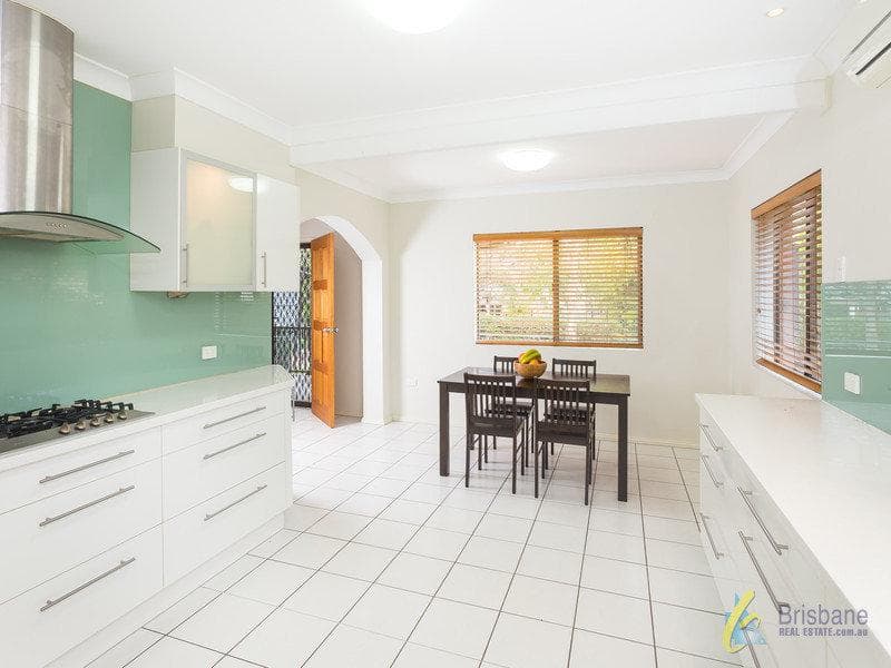 109 White Street,  Graceville, Graceville - Thumbnail 2