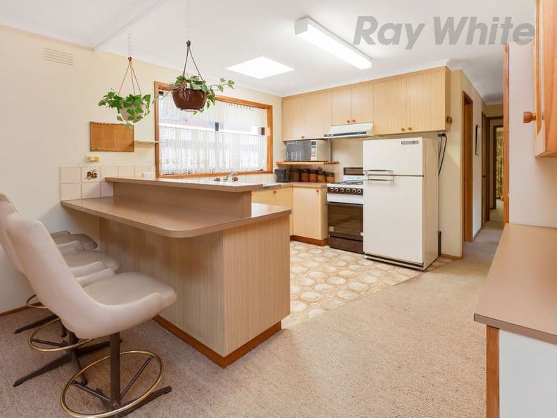 172 Eighth Avenue, Rosebud VIC 3939, Rosebud - Thumbnail 3
