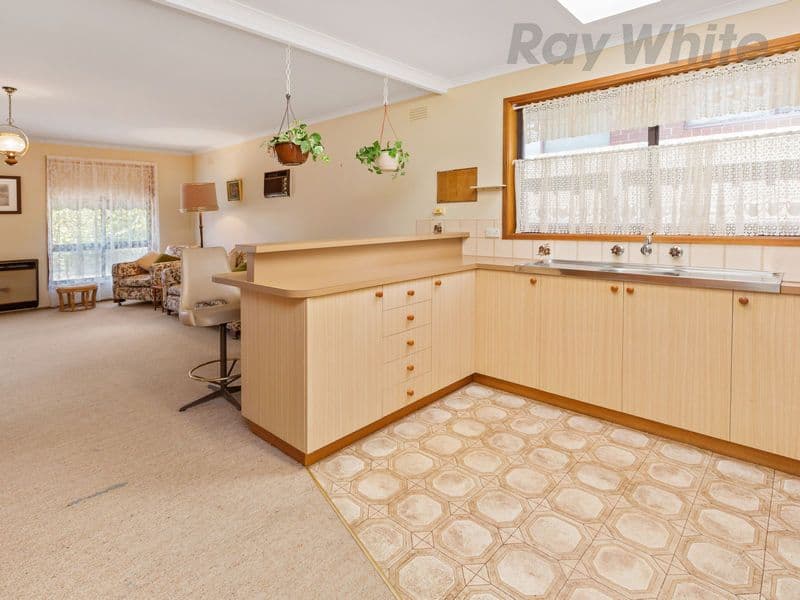 172 Eighth Avenue, Rosebud VIC 3939, Rosebud - Thumbnail 4