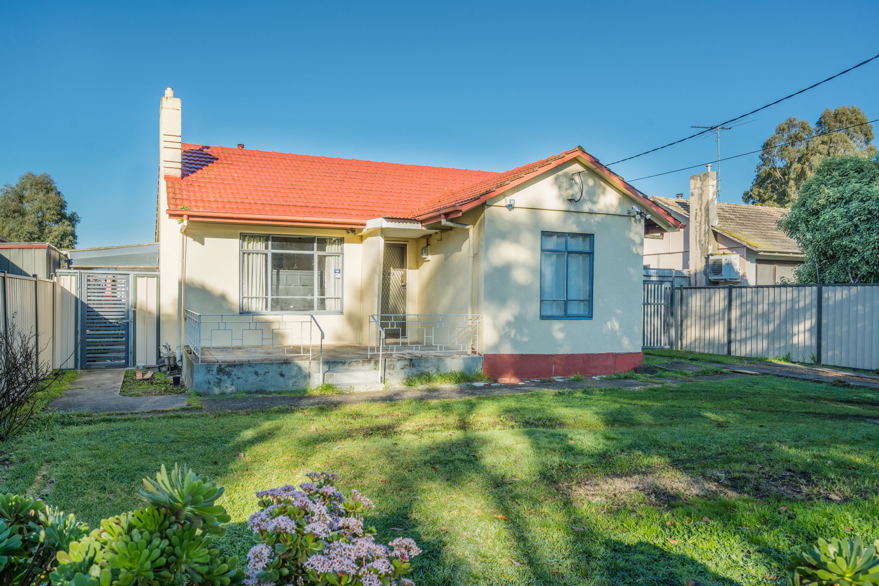 11 Clingin Street, Reservoir VIC 3073, Reservoir - Thumbnail 3