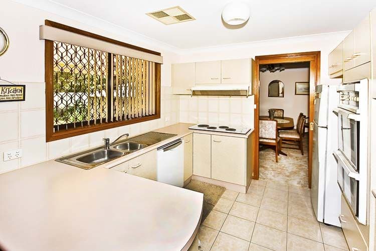 15  Darling Street, ABBOTSBURY NSW 2176, Abbotsbury - Thumbnail 6