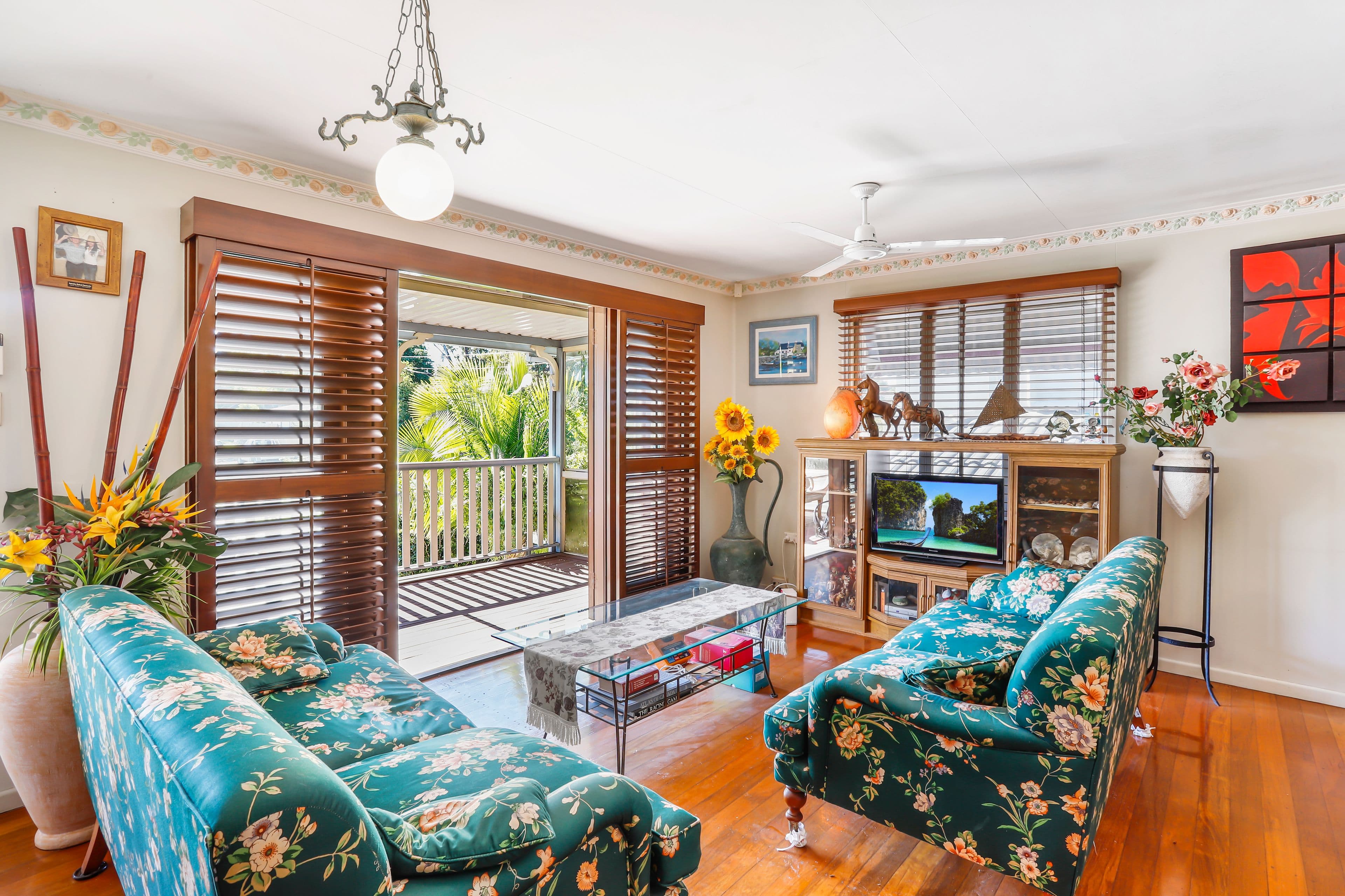 112 Whiting Street, Labrador QLD 4215, Labrador - Thumbnail 2