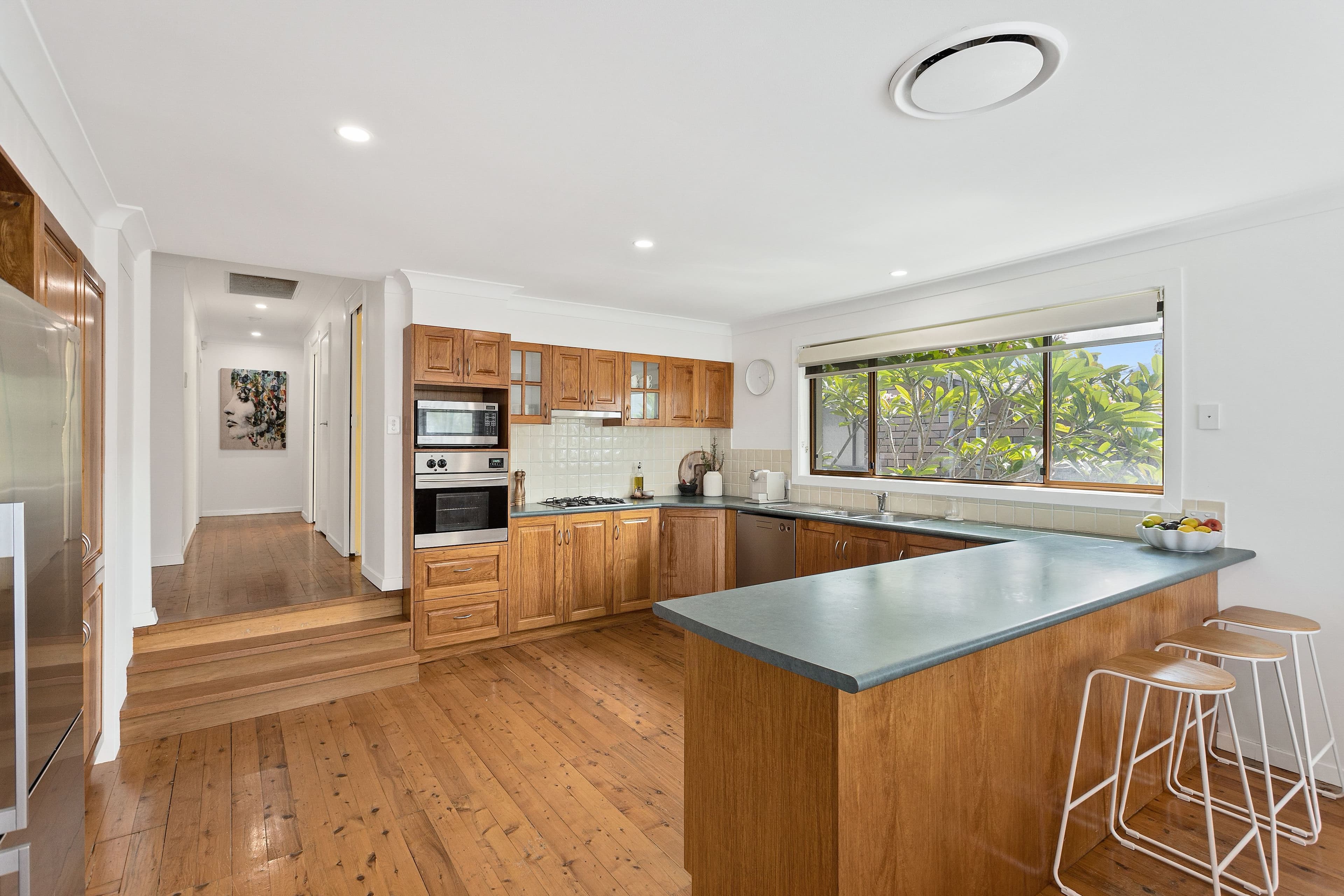 86 Bellevue Road, Figtree NSW 2525, Figtree - Thumbnail 2