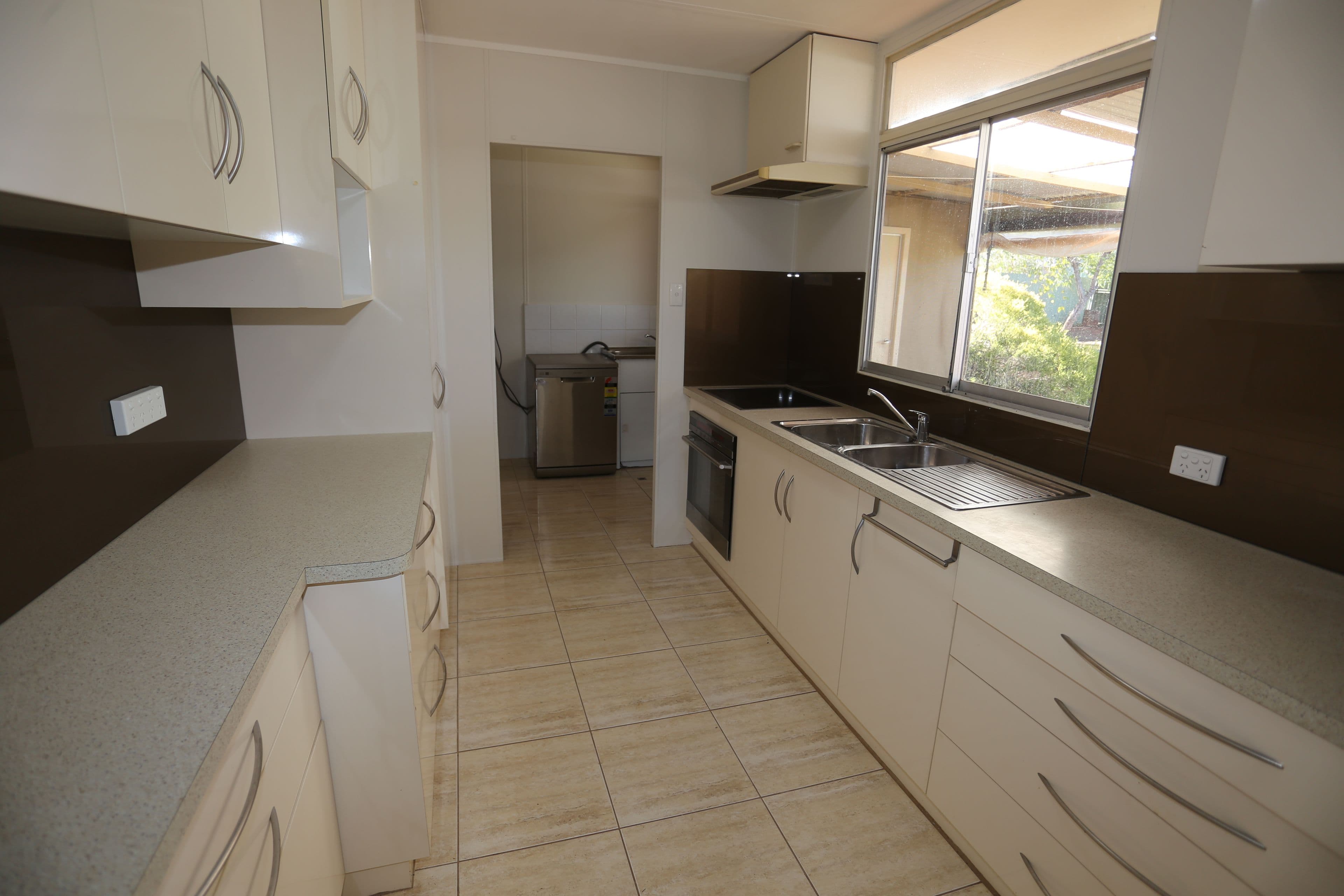 32 Stringybark Drive, Kambalda West WA 6442, Kambalda West - Thumbnail 4