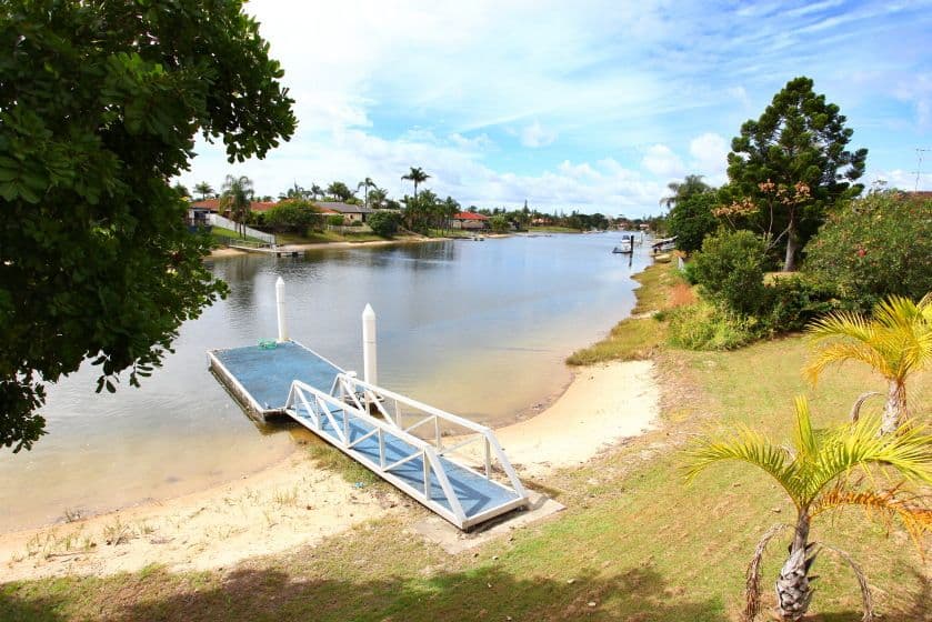 224 Sunshine Boulevard, MERMAID WATERS QLD 4218, Mermaid Waters - Thumbnail 4