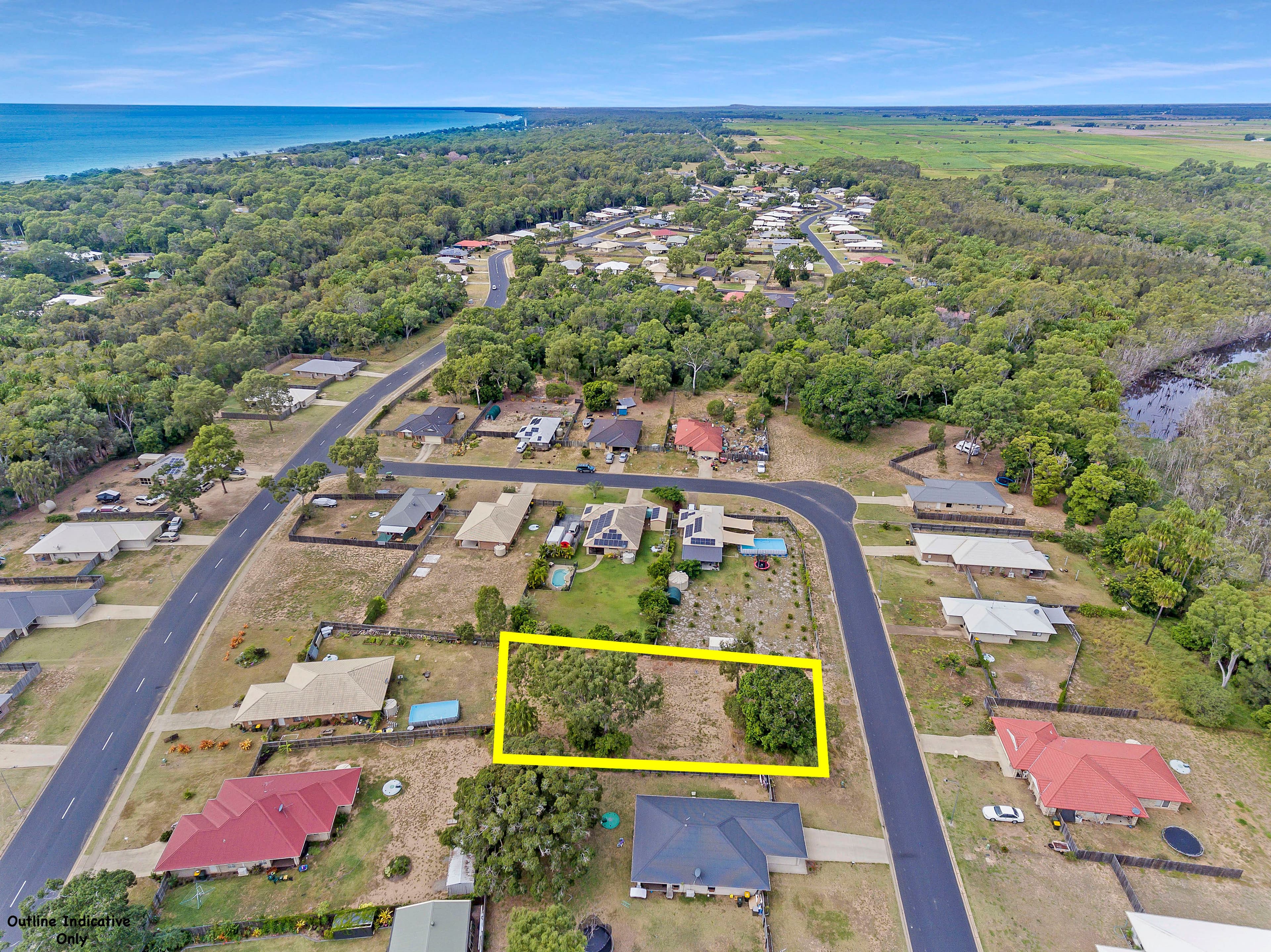 10 Monarch Avenue, Moore Park Beach QLD 4670, Moore Park Beach - Thumbnail 2
