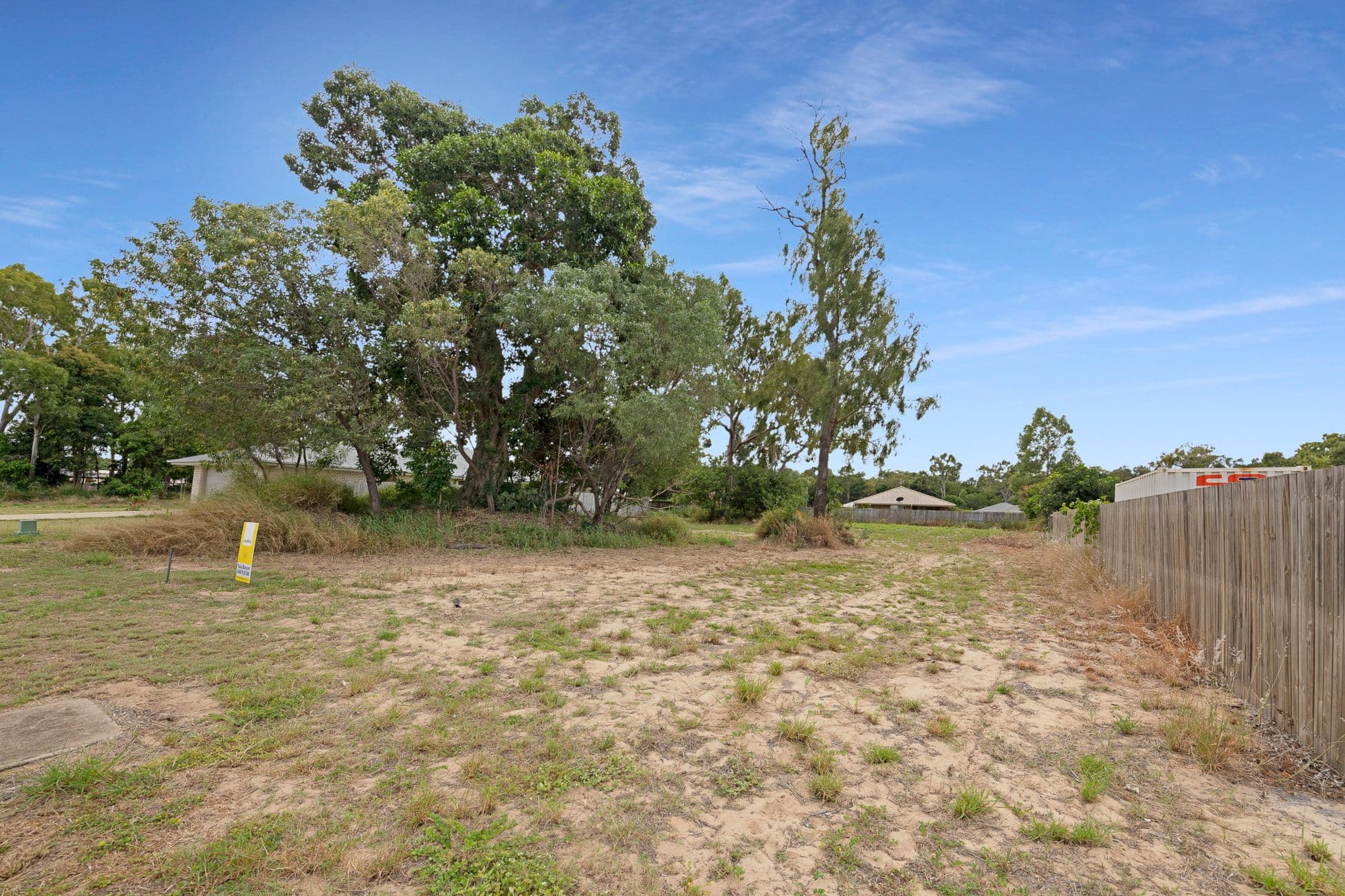 10 Monarch Avenue, Moore Park Beach QLD 4670, Moore Park Beach - Thumbnail 6