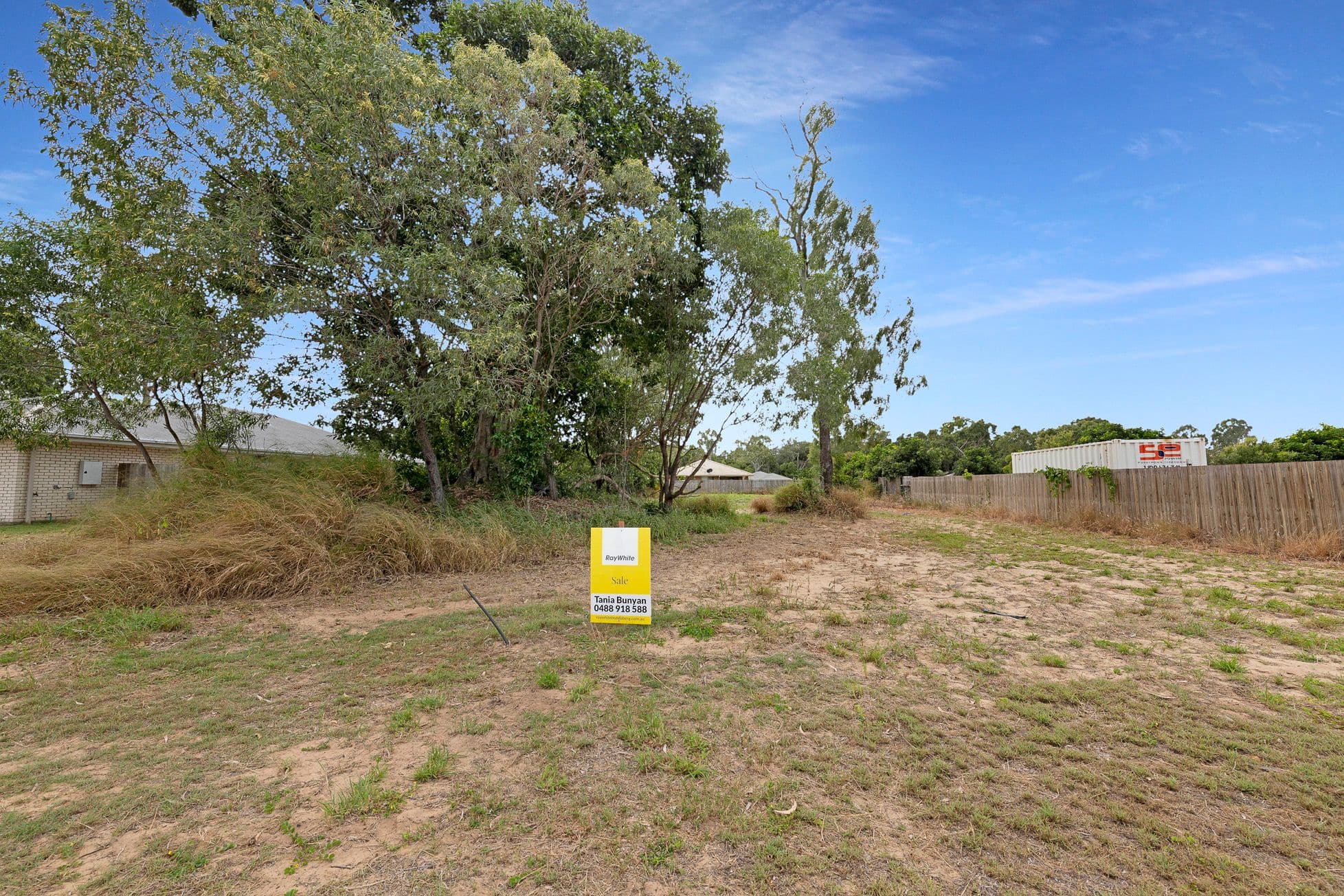 10 Monarch Avenue, Moore Park Beach QLD 4670, Moore Park Beach - Thumbnail 7