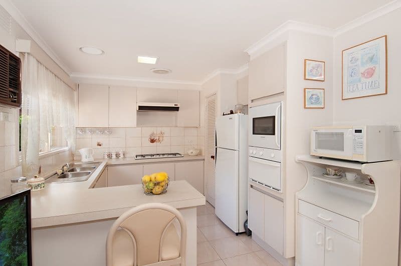 17 Lyrebird Drive, CARRUM DOWNS VIC 3201, Carrum Downs - Thumbnail 2