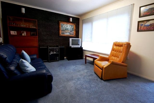 ELTHAM VIC 3095, Eltham - Thumbnail 2
