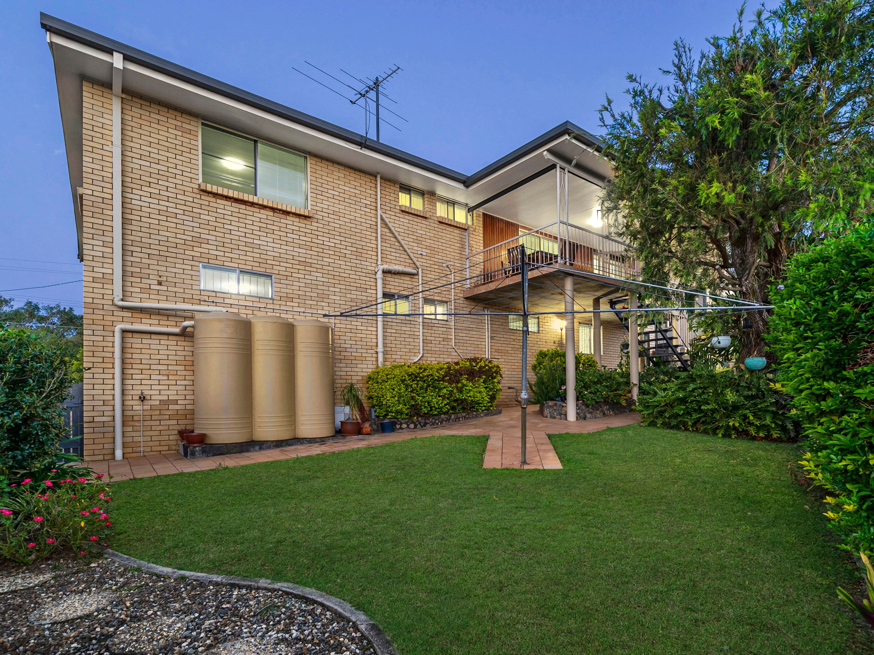 4 Widmark Street, Stafford Heights QLD 4053, Stafford Heights - Thumbnail 5