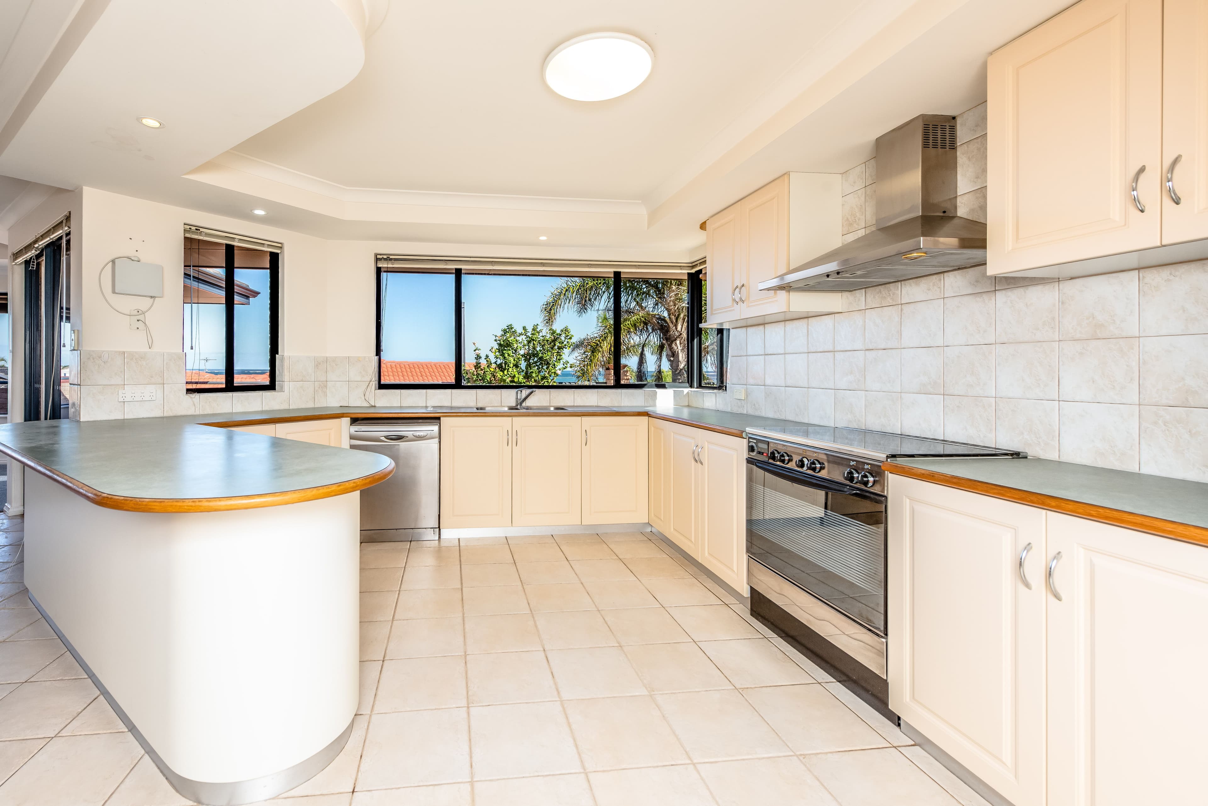15 Portacello Circle, Wandina WA 6530, Wandina - Thumbnail 3