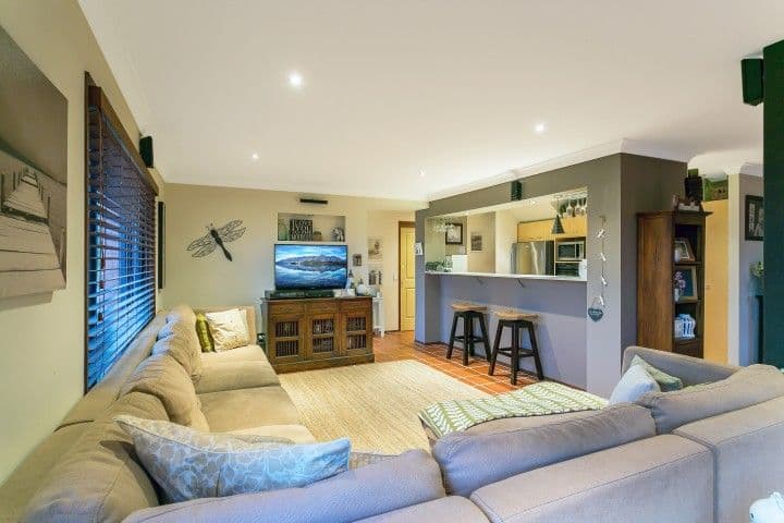 6 Wuruma Court, Elanora QLD 4221, Elanora - Thumbnail 5