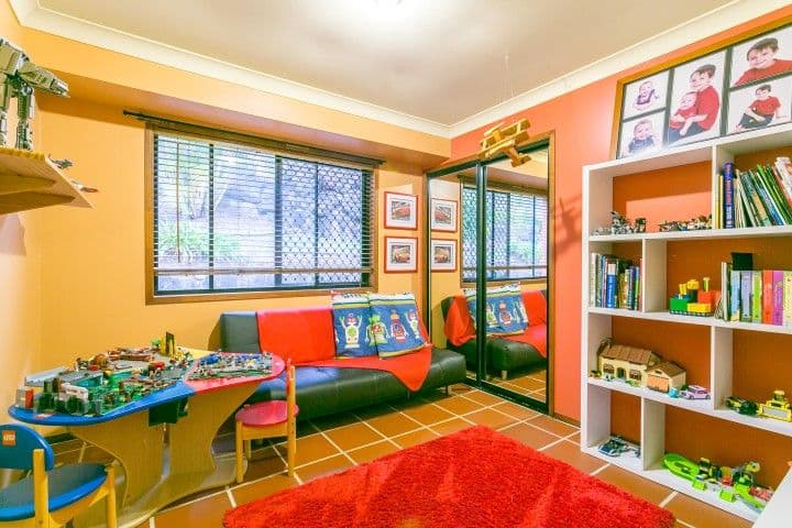 6 Wuruma Court, Elanora QLD 4221, Elanora - Thumbnail 7