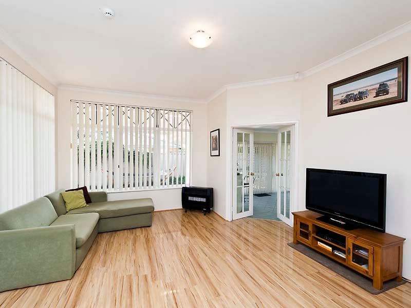 10 Anzac Place, ROCKINGHAM WA 6168, Rockingham - Thumbnail 3